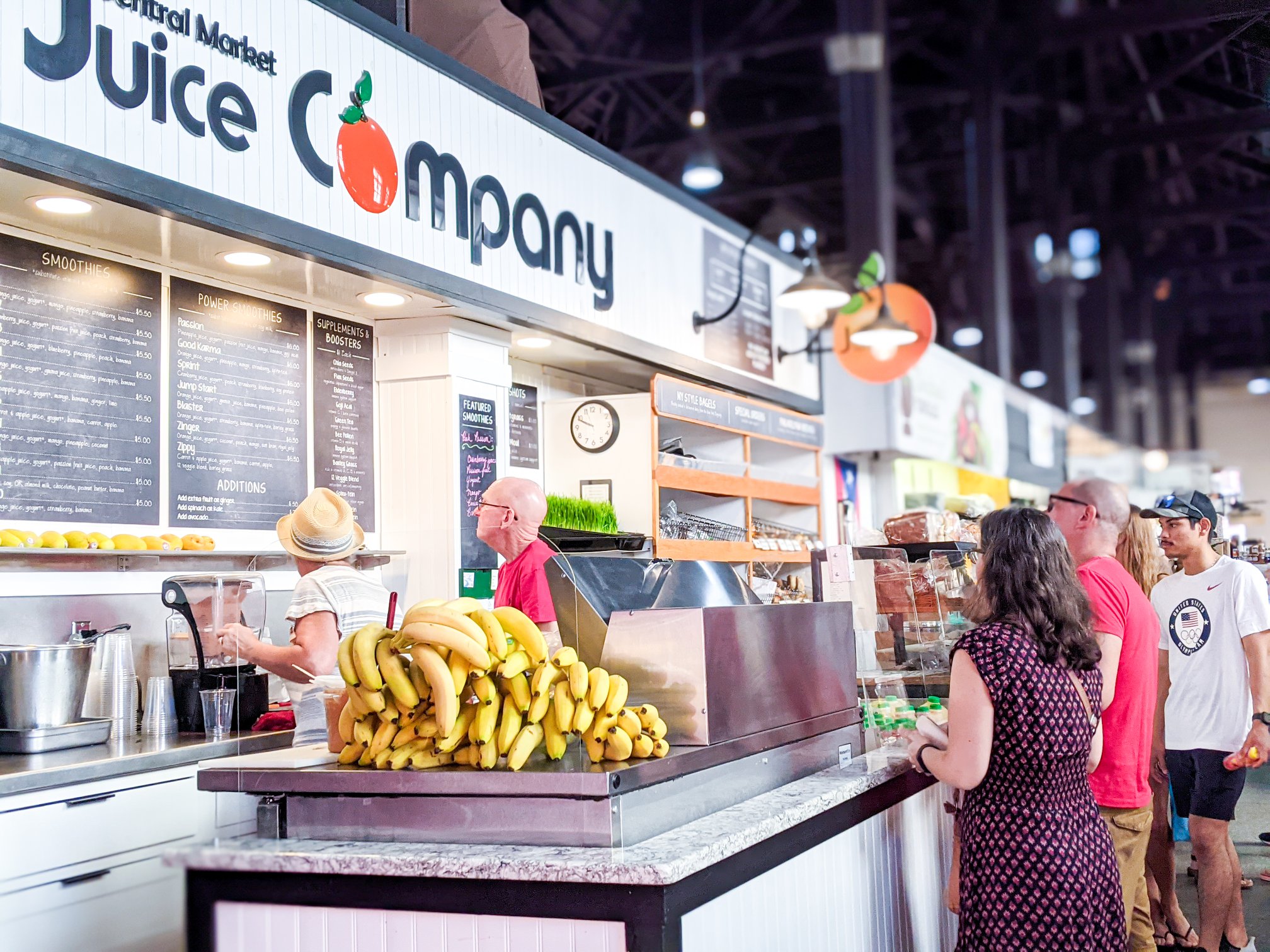 239968986_10151723194124984_5091636526264131011_n Central Market Juice Company</p>
<p>Squeezed, mixed, and blended daily, Brad and Sue Ann at Central Market Juice Company offer a healthful variety of options for creating your favorite fruit drink or smoothie. Add a dollop of yogurt or a shot of wheatgrass for some extra zing! They also offer a selection of bagels from neighboring bakeries and breads from Philadelphia bakeries, including Le Bus, Kaplan Jewish, and Baker Street, that arrive fresh each Market day.