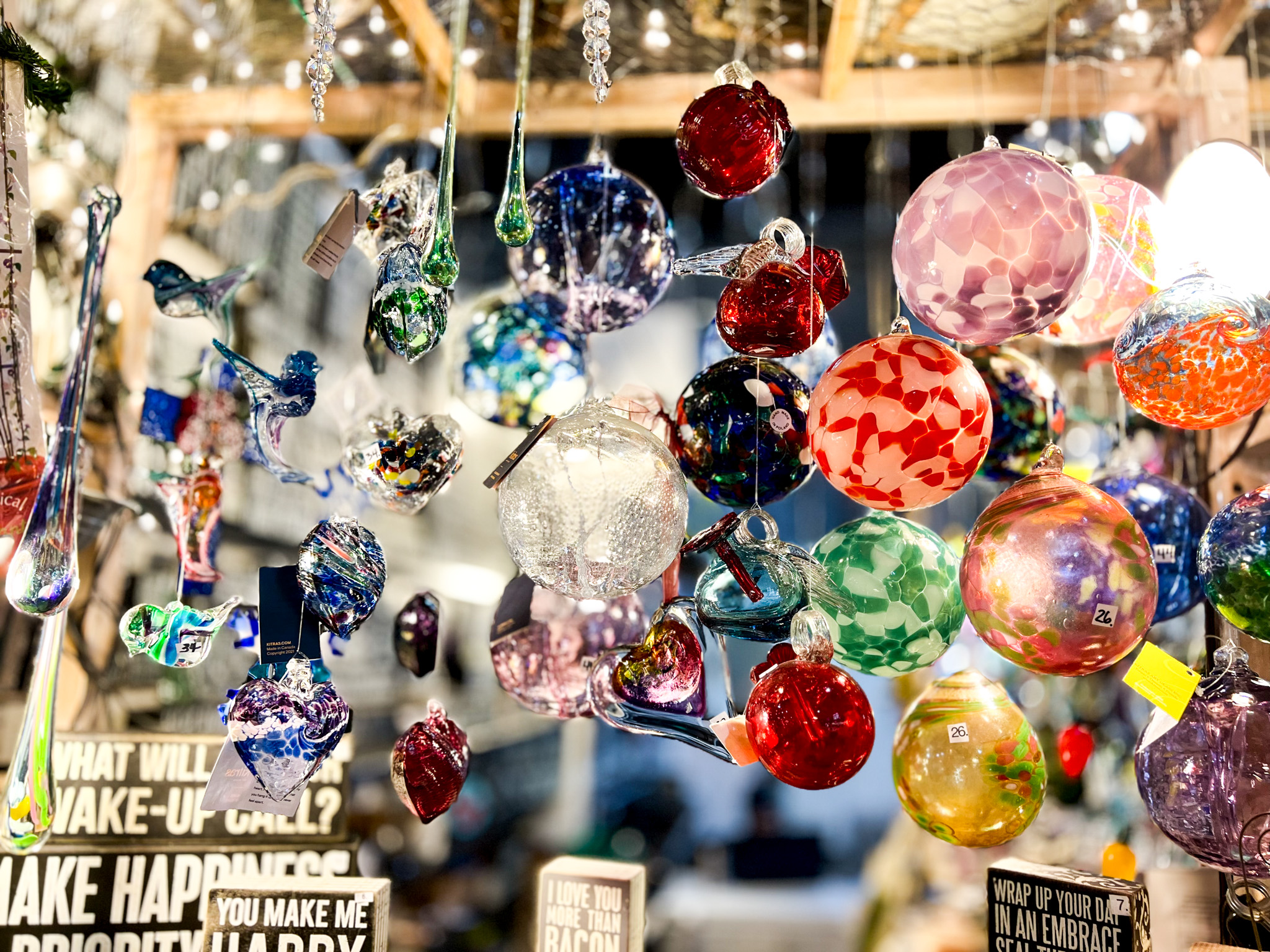 330191790_1440619136474553_2134067844457195350_n Karin Meacham has curated a wonderful variety of handmade art and glasswork from local and global artists since 1989. Specializing in flat glass, pottery, wooden signs, hand-painted glassware, and jewelry, Forever Friends is the perfect place to find a special piece of beautiful art for your home, or a unique gift for a loved one. Stop by to take in the creative beauty!